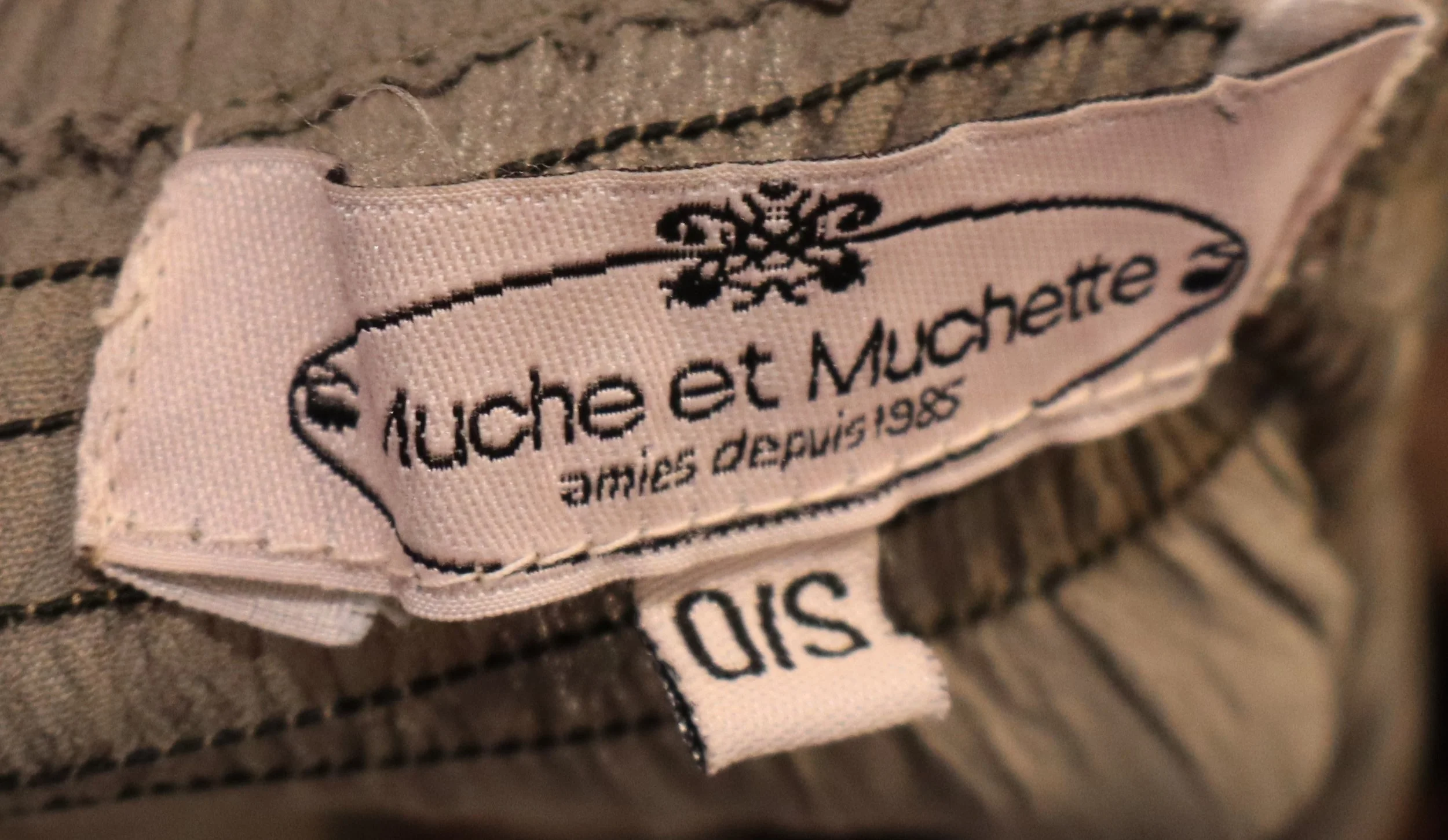 Muche et Muchette - Charming Lace-Trimmed Ruffled Top - Image 3