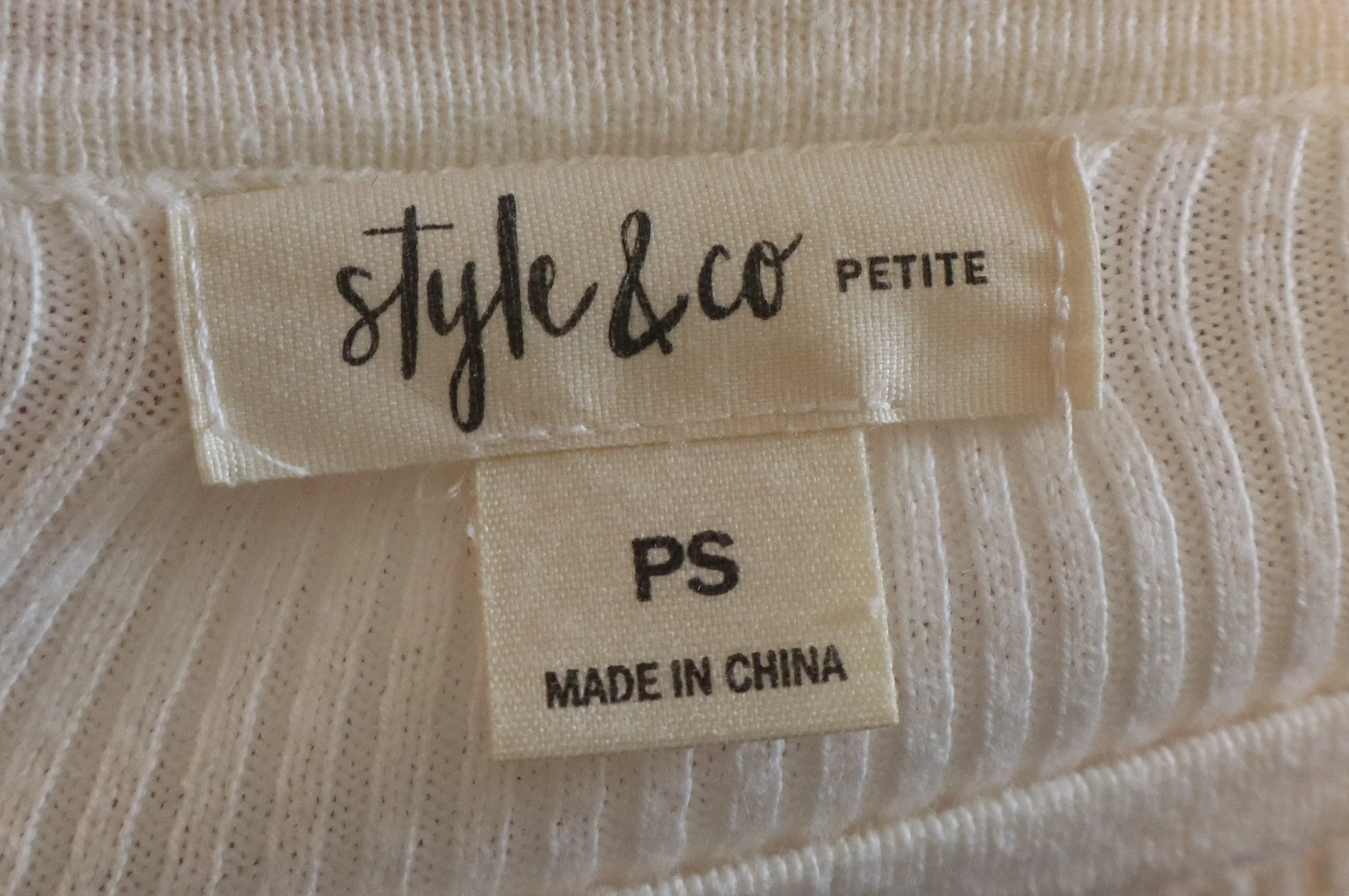 Style & Co. - Elegant Lace Top Size P/S - Image 3