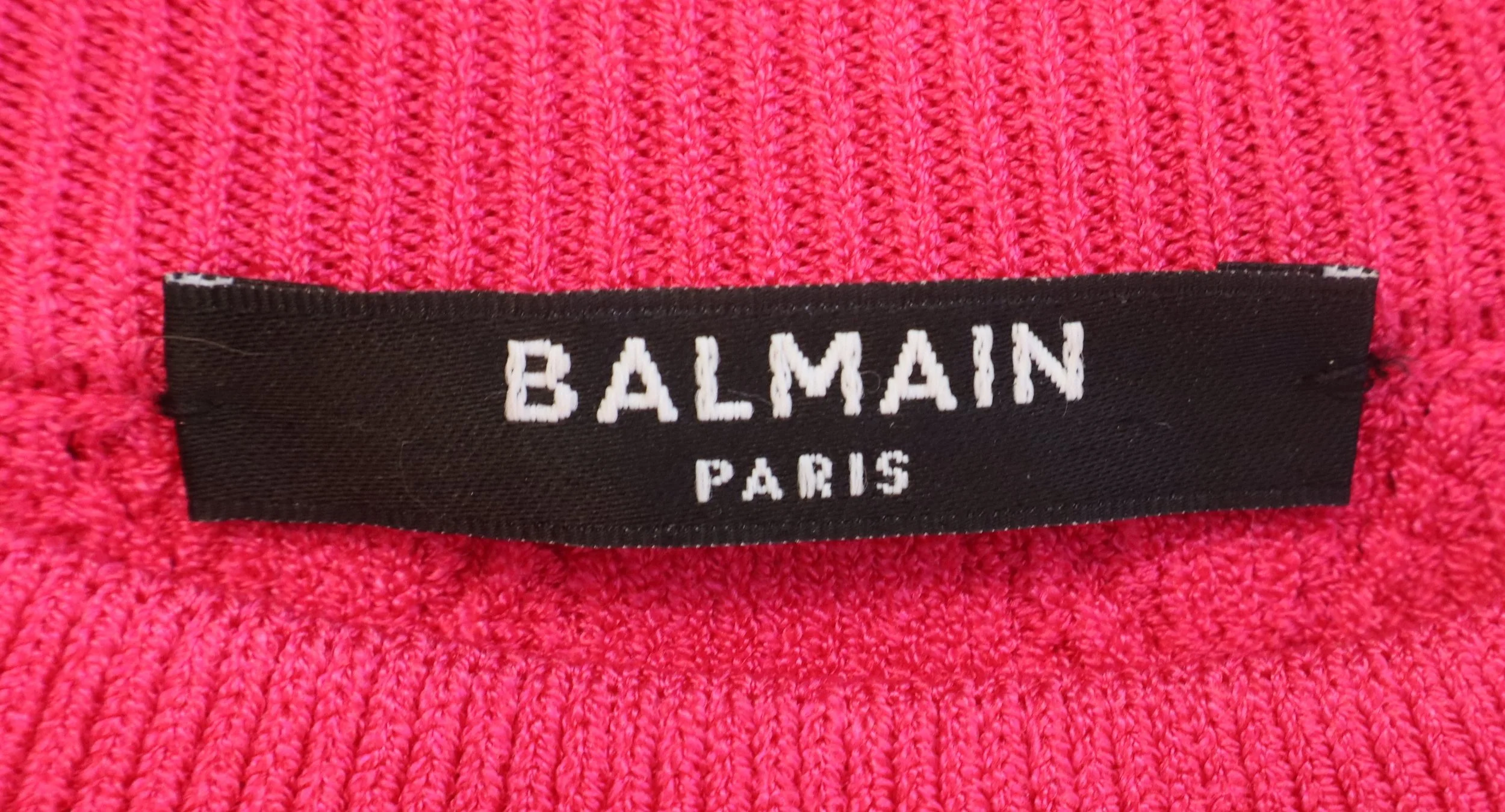 Balmain - Luxury Pink Designer Knit Top with Gold Accents - Size 38 - Image 3
