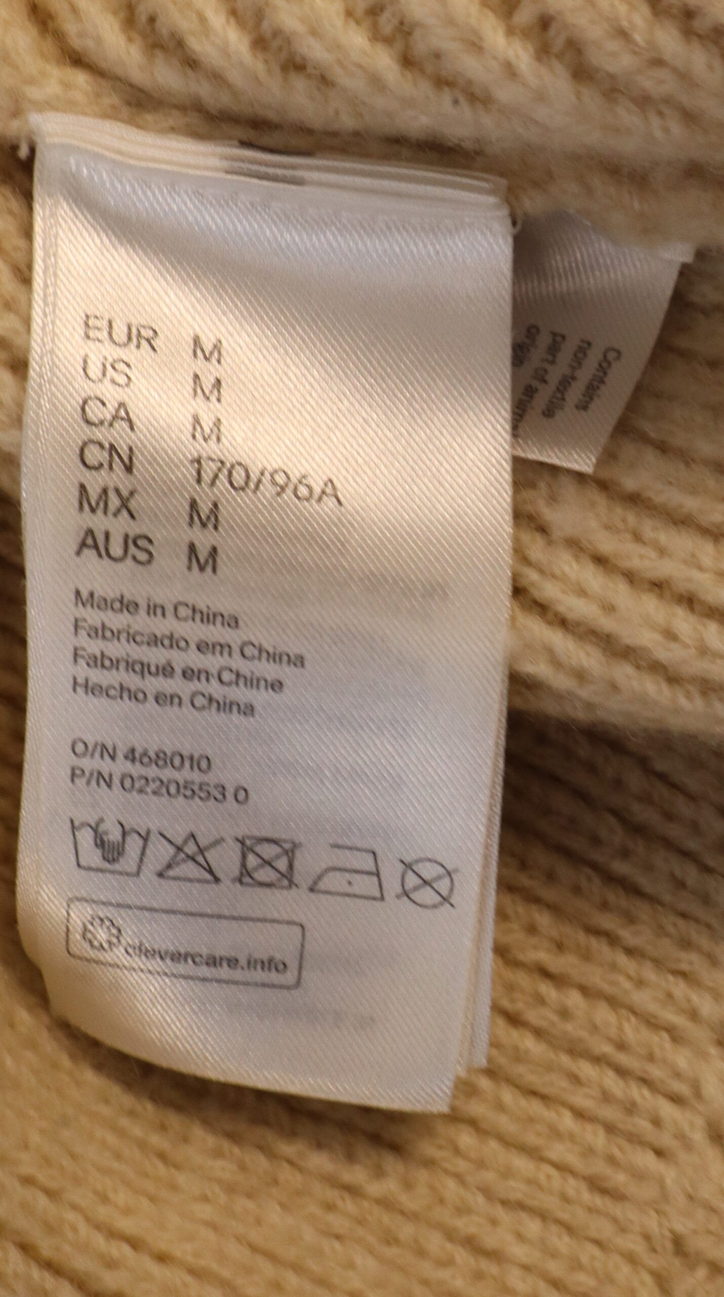H&M - Cozy Beige Turtleneck Sweater Size M - Image 4